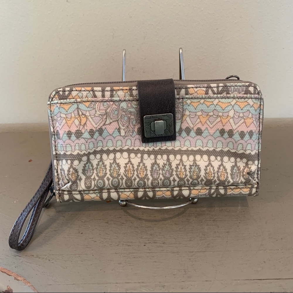 Sakroots Zip Around Wristlet Wallet